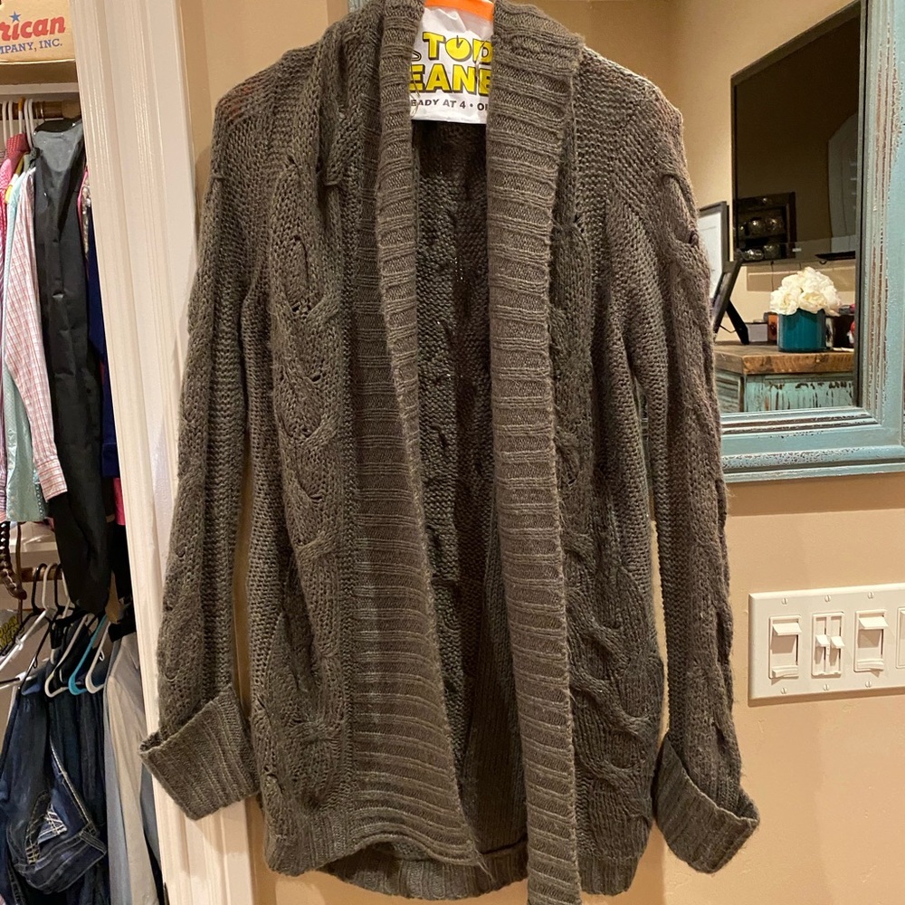 Gray sweater/cardigan
